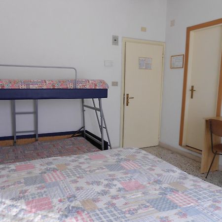 Hotel Laguna Blu リミニ 部屋 写真